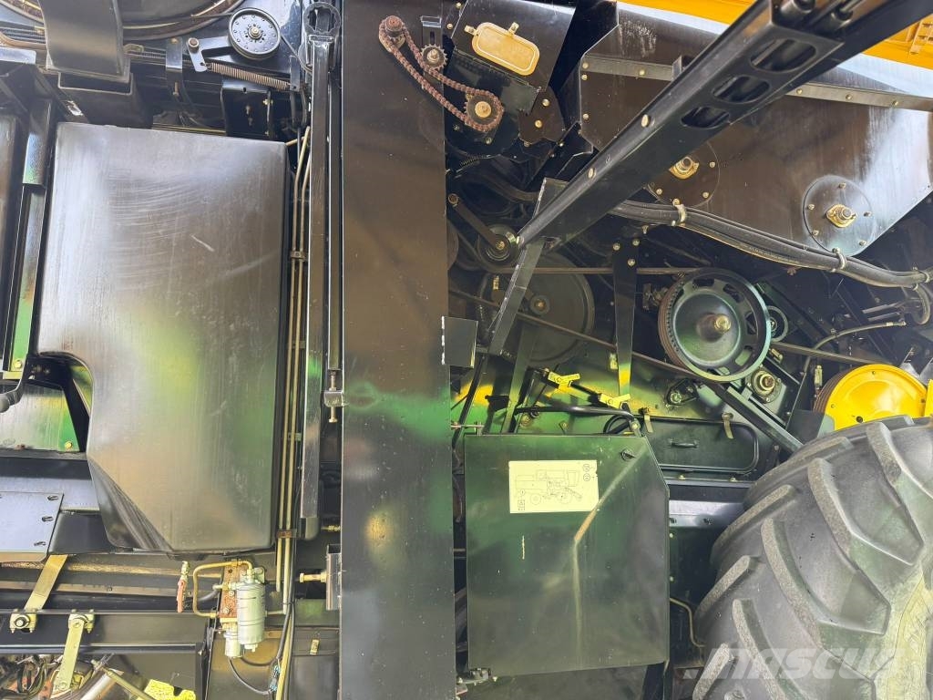 New Holland CX 780 SL Θεριζοαλωνιστικές μηχανές