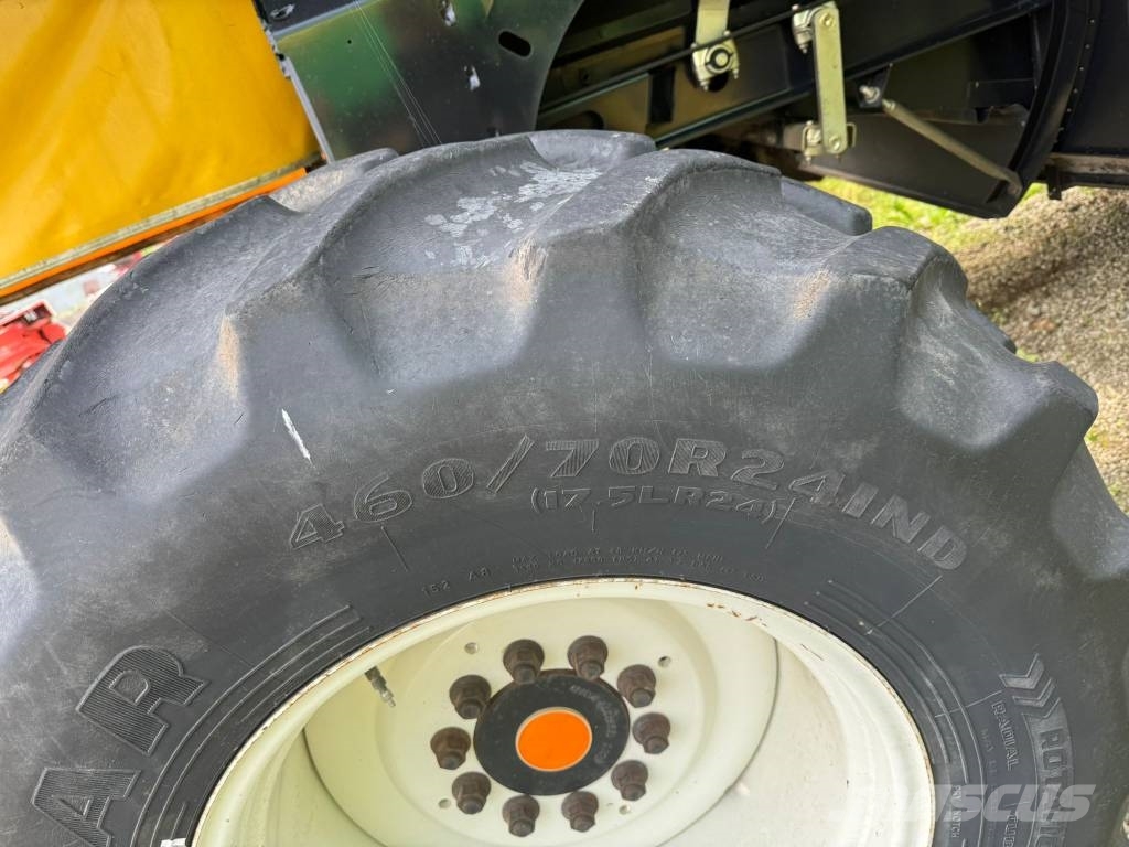 New Holland CX 780 SL Θεριζοαλωνιστικές μηχανές