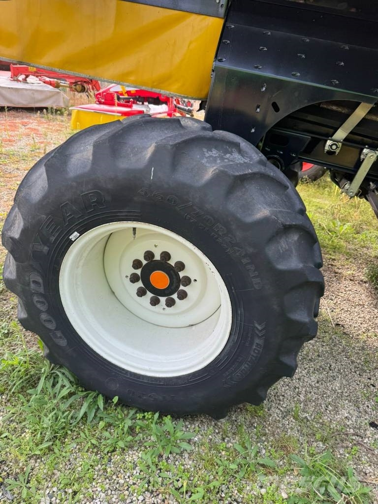 New Holland CX 780 SL Θεριζοαλωνιστικές μηχανές