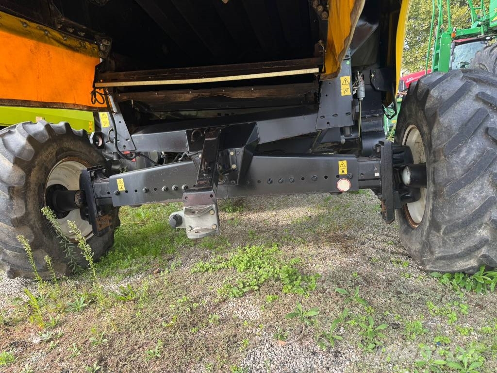 New Holland CX 780 SL Θεριζοαλωνιστικές μηχανές