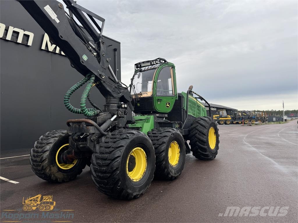 John Deere 1470G Harvesteri