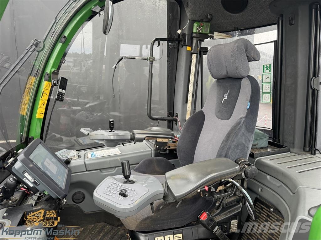 John Deere 1470G Harvesteri