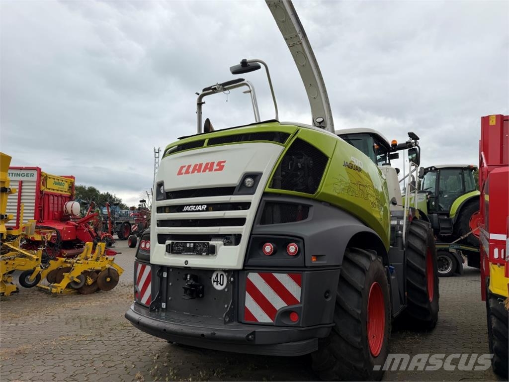CLAAS Jaguar 970 ماكينات زراعية - غير ذلك