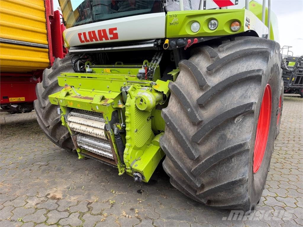 CLAAS Jaguar 970 ماكينات زراعية - غير ذلك
