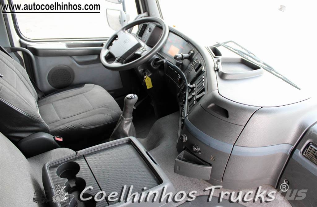 Volvo FM 330 + PM 17 LC Camiones de cama baja