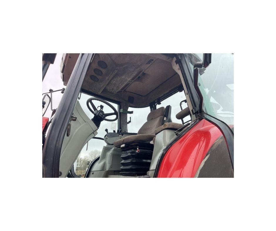 Massey Ferguson 8240 트랙터
