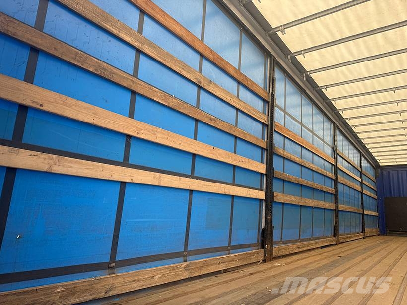 Krone Curtainsider / Planenauflieger Schuifzeilen