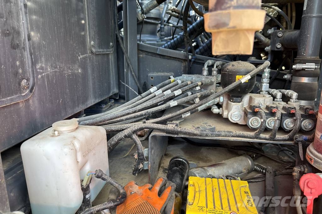 Doosan DX 255 LC-5 Crawler excavators