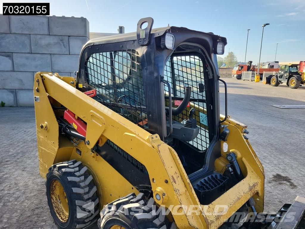CAT 226 D3 스키드로더