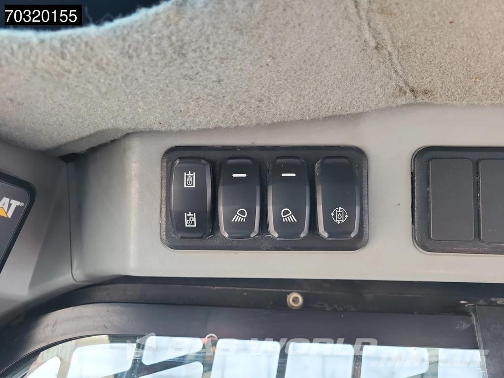 CAT 226 D3 스키드로더