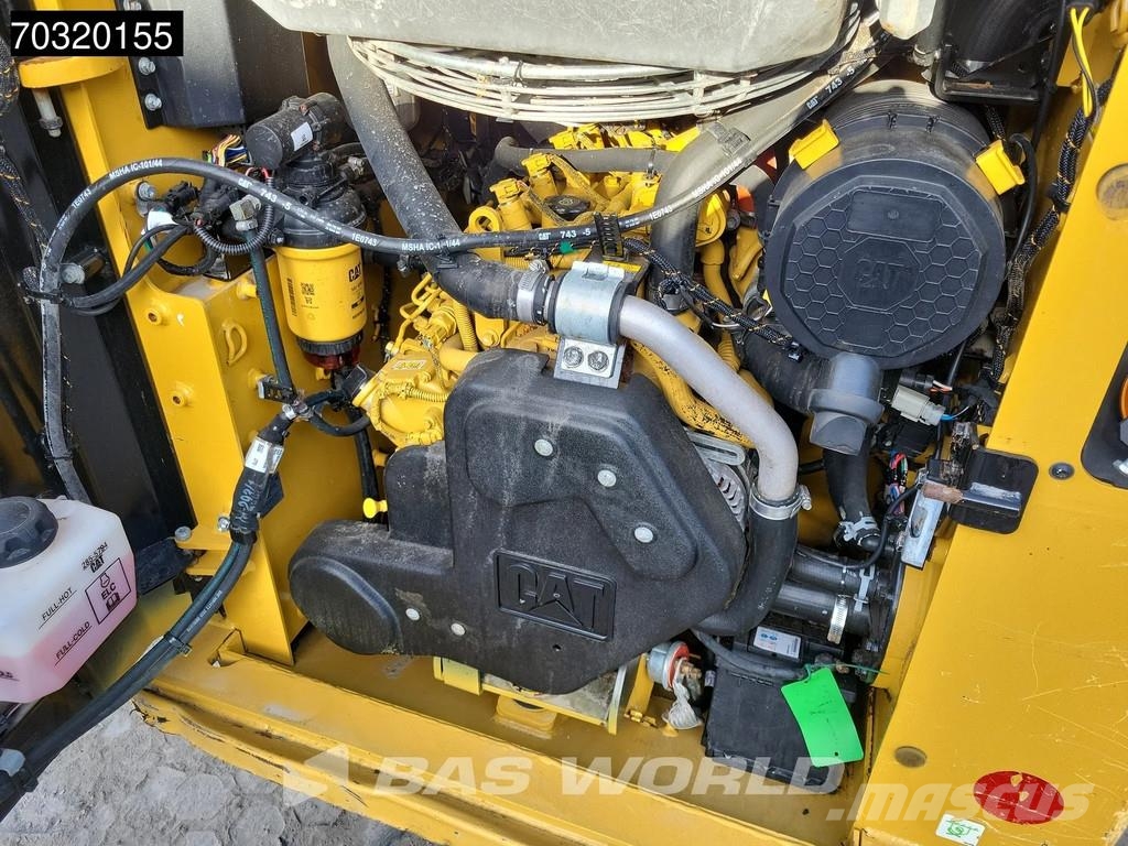 CAT 226 D3 스키드로더