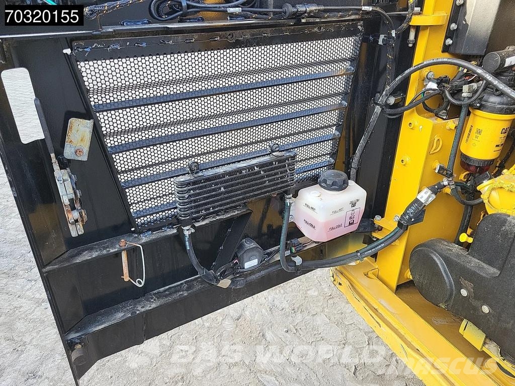 CAT 226 D3 스키드로더