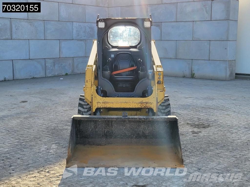 CAT 226 D3 스키드로더
