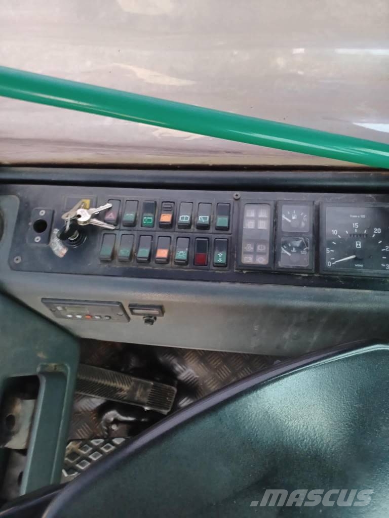 Timberjack 1010B Forwarders