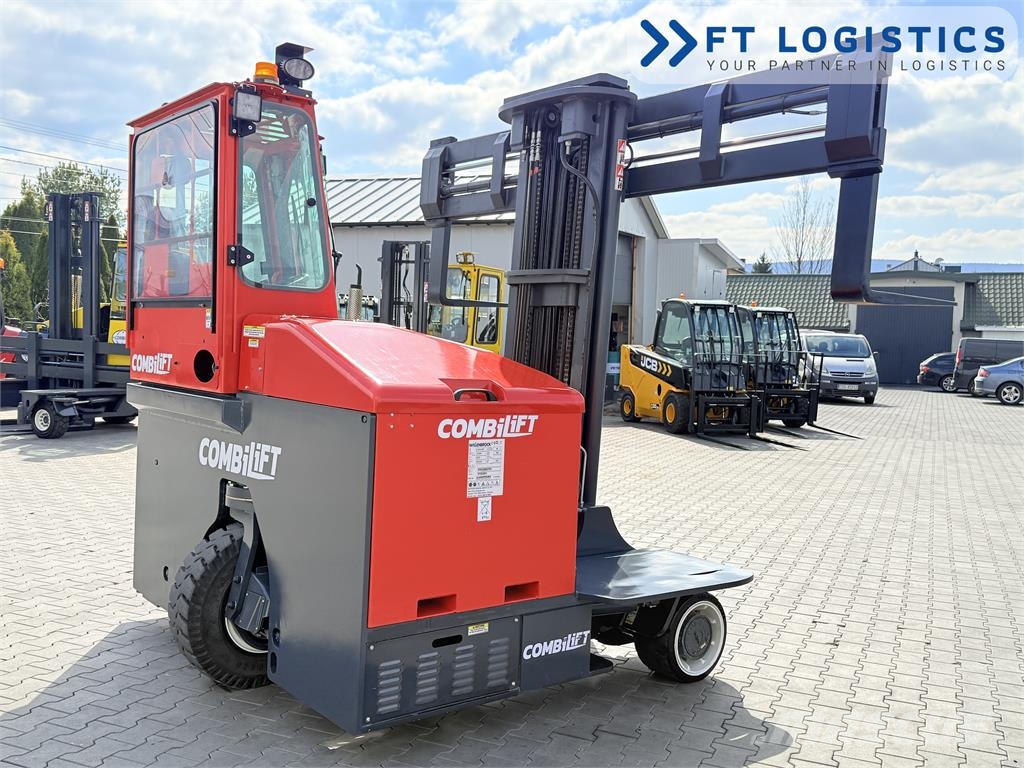 Combilift C3000ET | ELECTRIC | TRIPLEX 5940MM | WIDE FORK PO شاحنة المناولة رباعية الاتجاهات