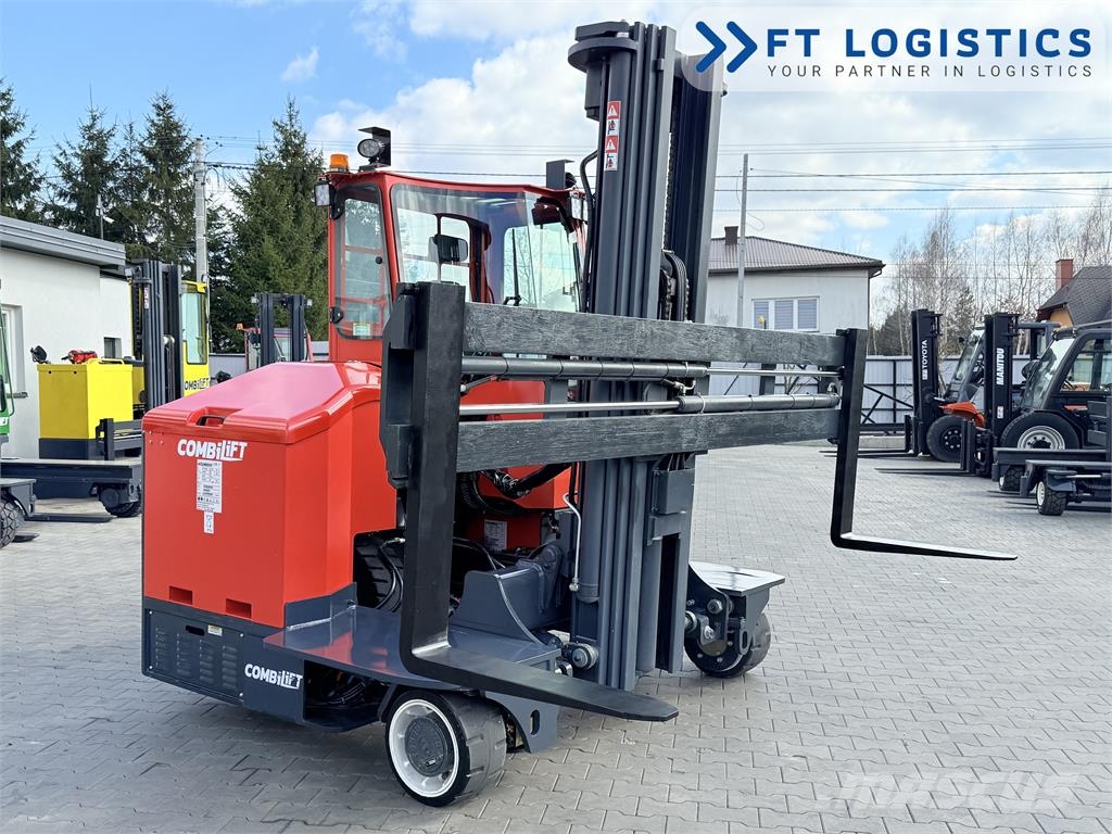 Combilift C3000ET | ELECTRIC | TRIPLEX 5940MM | WIDE FORK PO شاحنة المناولة رباعية الاتجاهات