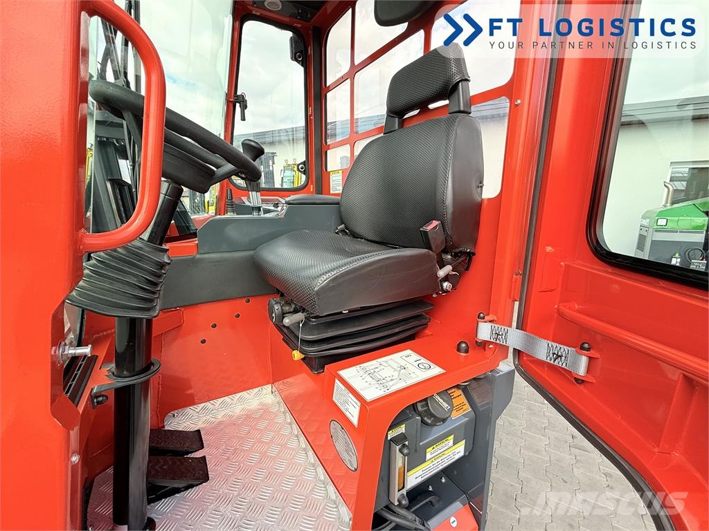 Combilift C3000ET | ELECTRIC | TRIPLEX 5940MM | WIDE FORK PO 4-way reach truck