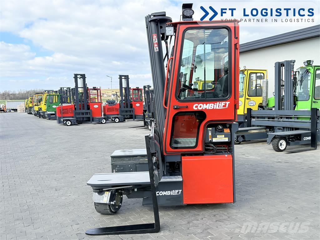 Combilift C3000ET | ELECTRIC | TRIPLEX 5940MM | WIDE FORK PO 4-way reach truck