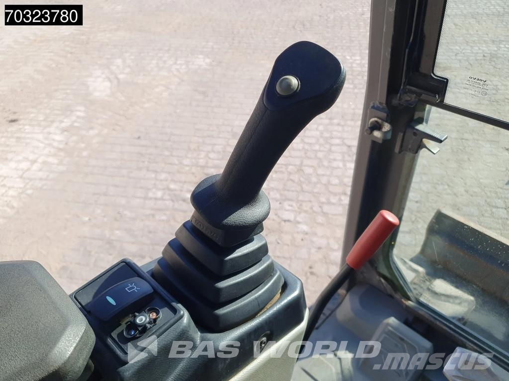 Volvo ECR58 F A/C - 3 Buckets Міні-екскаватори < 7т