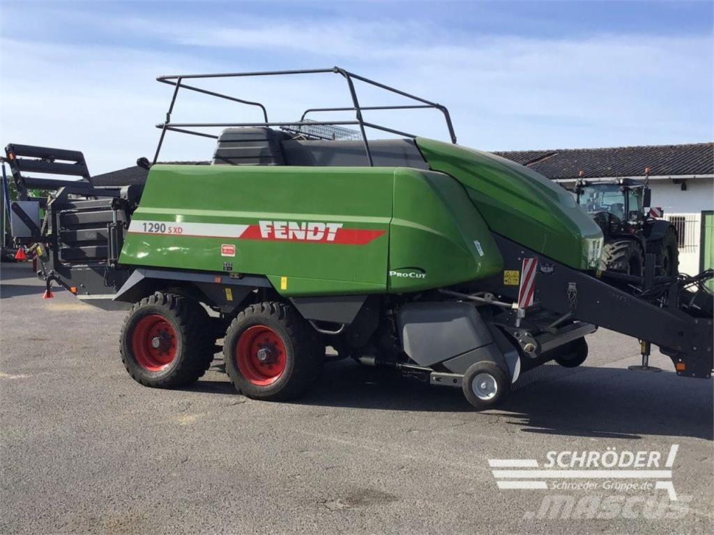 Fendt GROßPACKENPRESSE 1290 XD Kanttipaalaimet