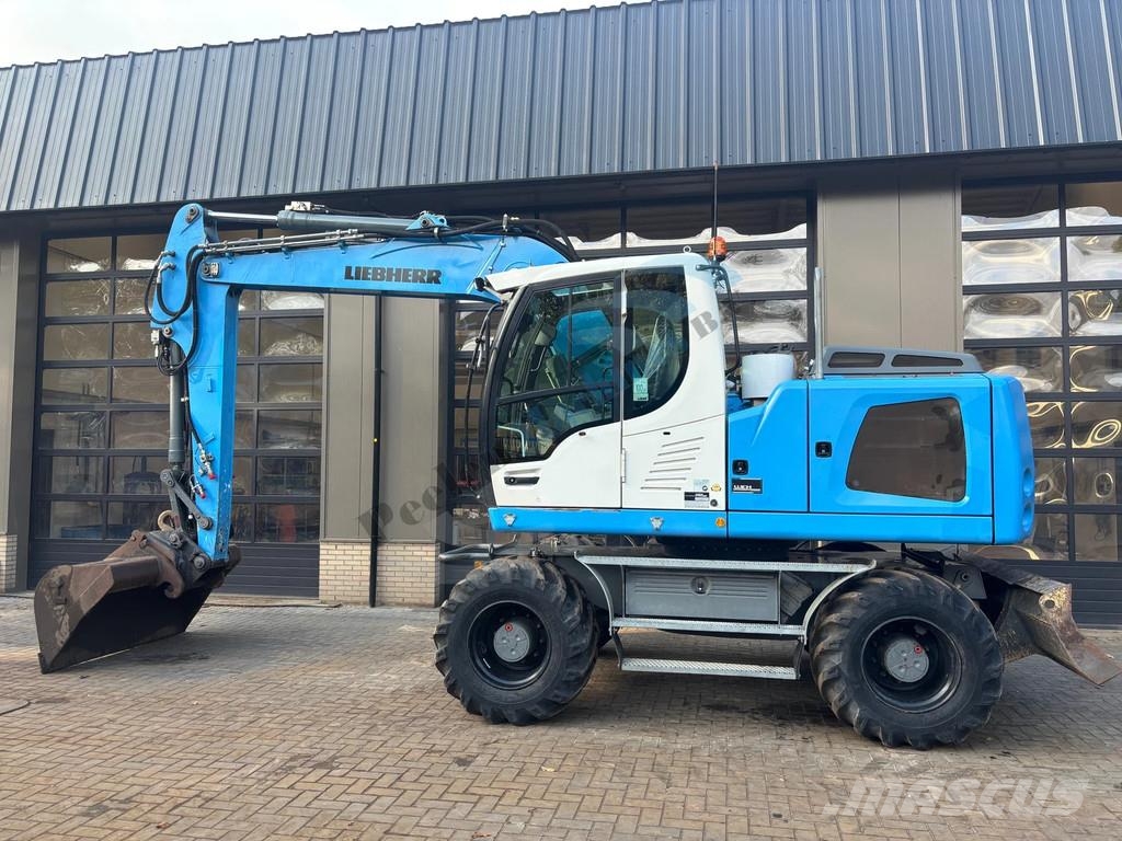 Liebherr A 914 حفارات بعجل