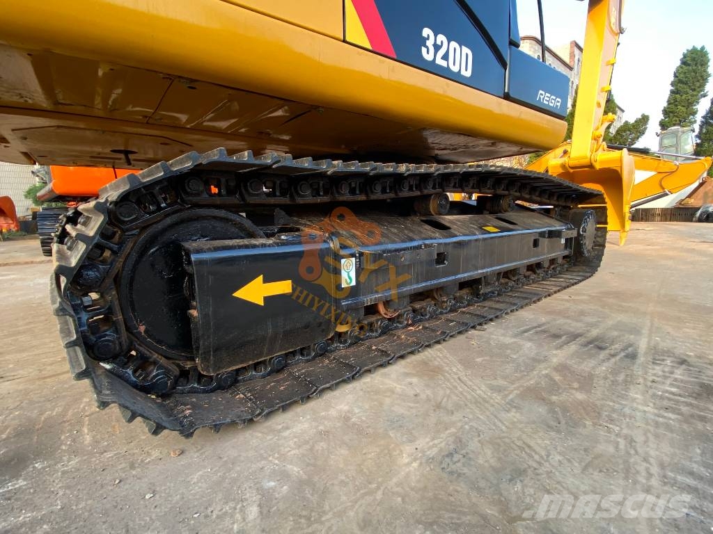 CAT 320 D 履带挖掘机