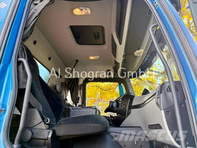 Mercedes-Benz Antos 3243/8x2/HIAB XR24/Lenk + Liftachse/256tkm Konksliftveokid