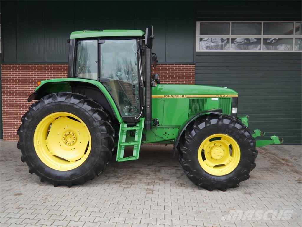 John Deere 6600 + Fieldbee RTK + Pflegeräder 曳引機