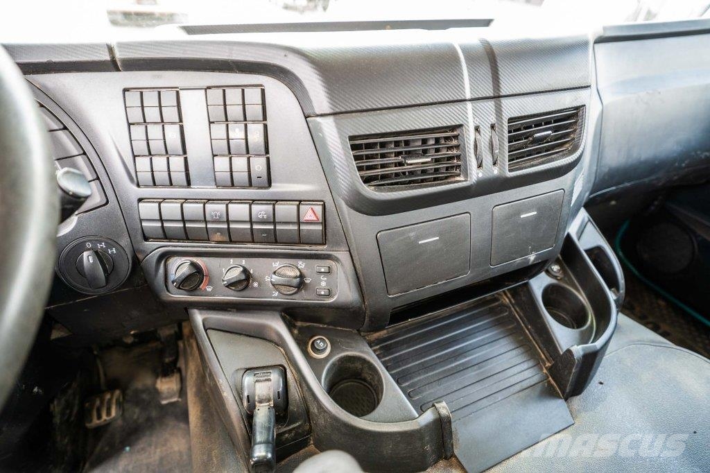 Iveco TRAKKER 360-6x4-PALFINGER gancho Caminhões Roll-on Roll-off