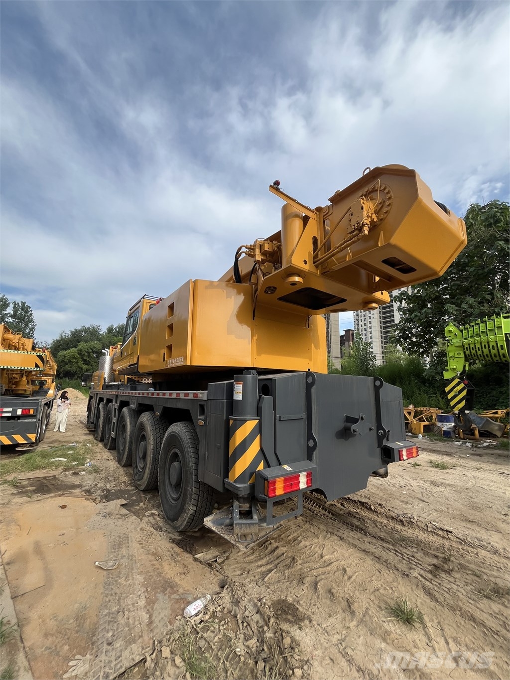 XCMG XCA220 全地面起重机︳移动式起重机