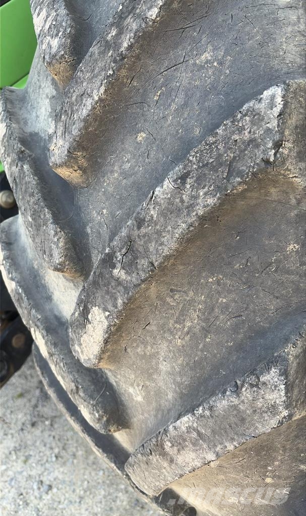 Deutz-Fahr AGROTRON TTV 620 トラクター