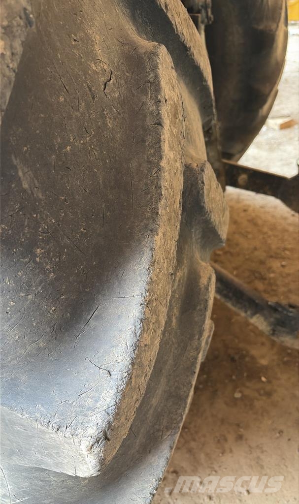 Deutz-Fahr AGROTRON TTV 620 Tratores Agrícolas usados