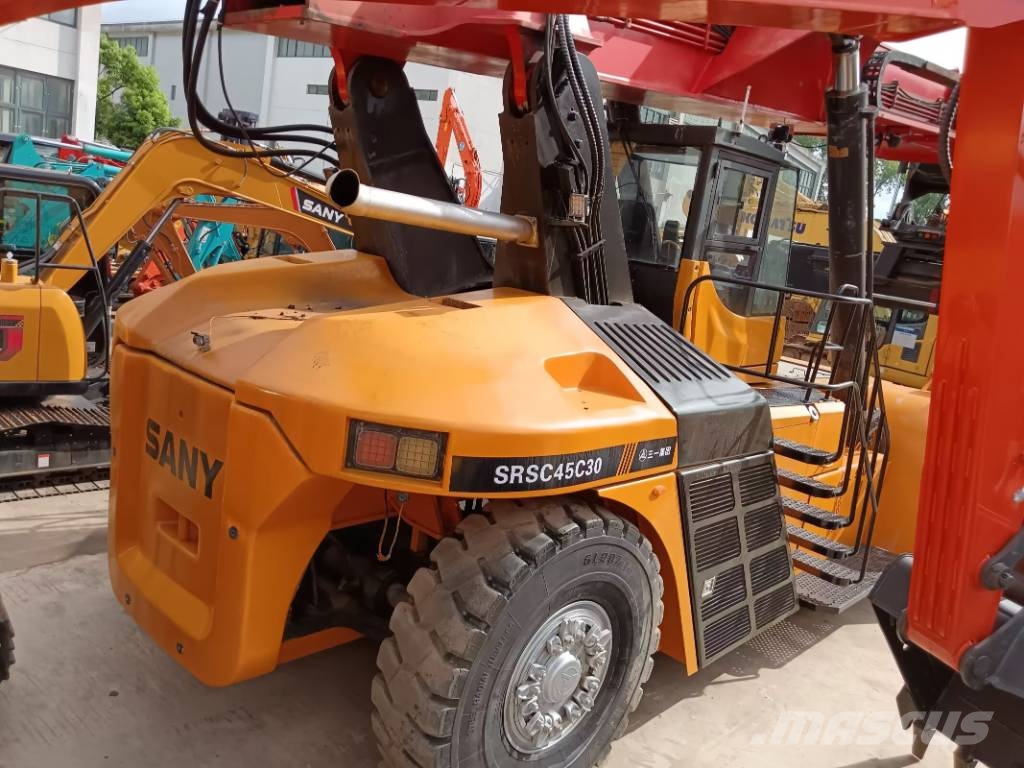 Sany SRSC 45 C30 Manipulador de contenedores