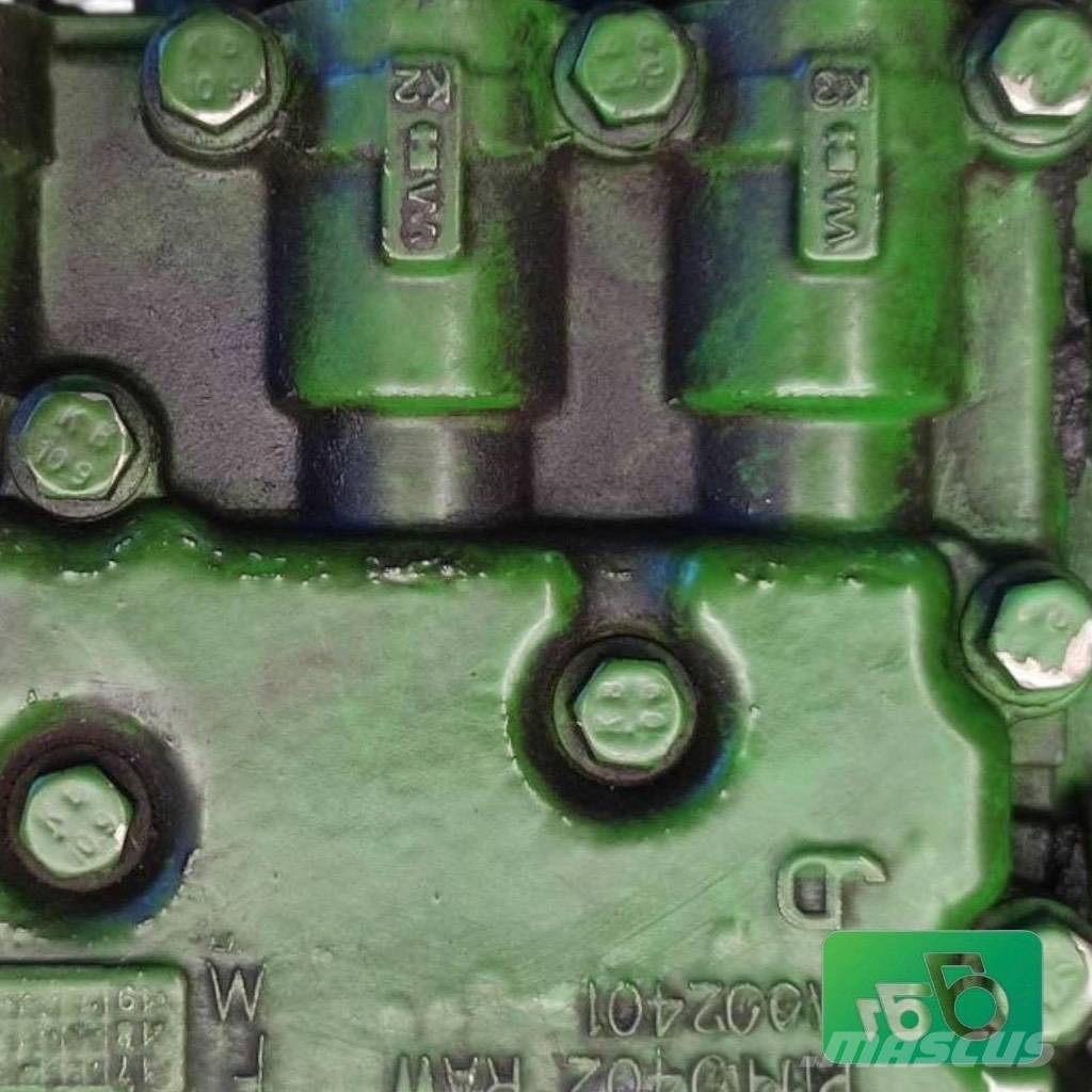 John Deere 6175M transmission Transmission
