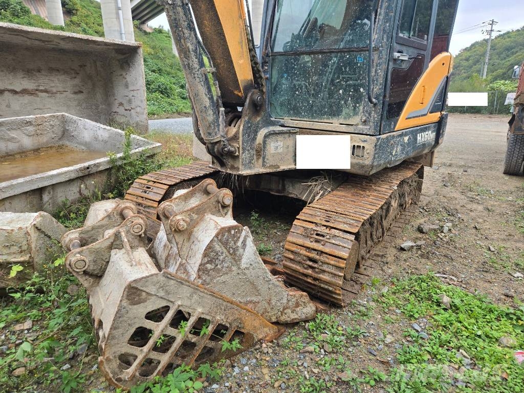 Hyundai HX 60 Wheeled excavators