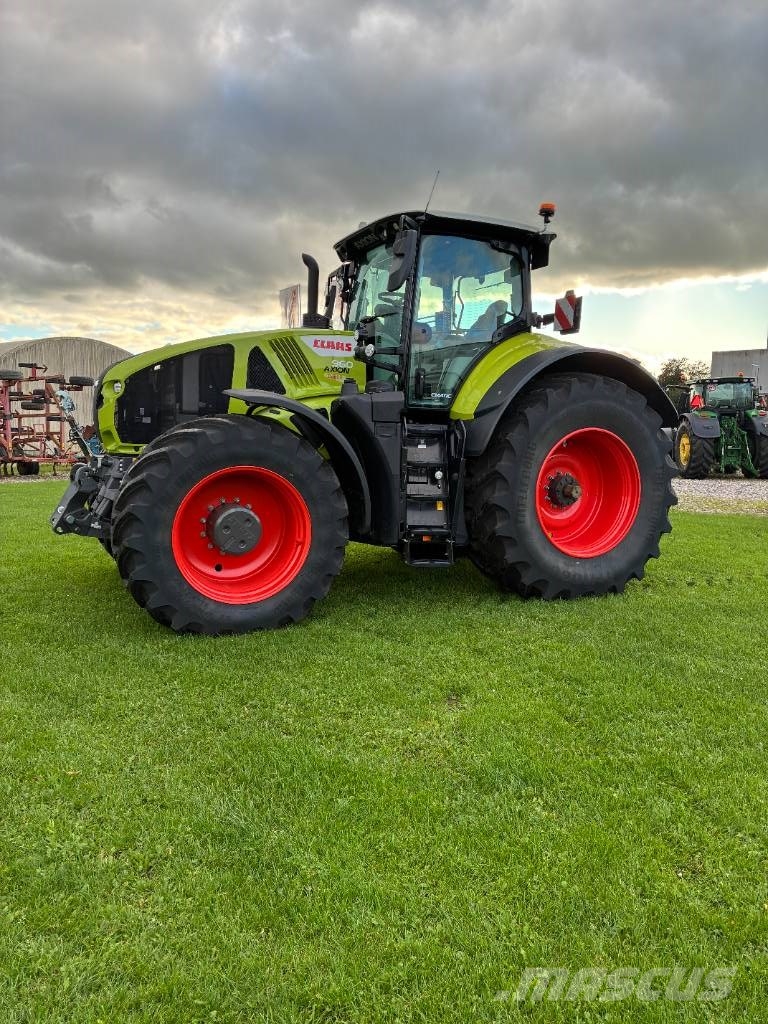 CLAAS AXION 960 Traktori