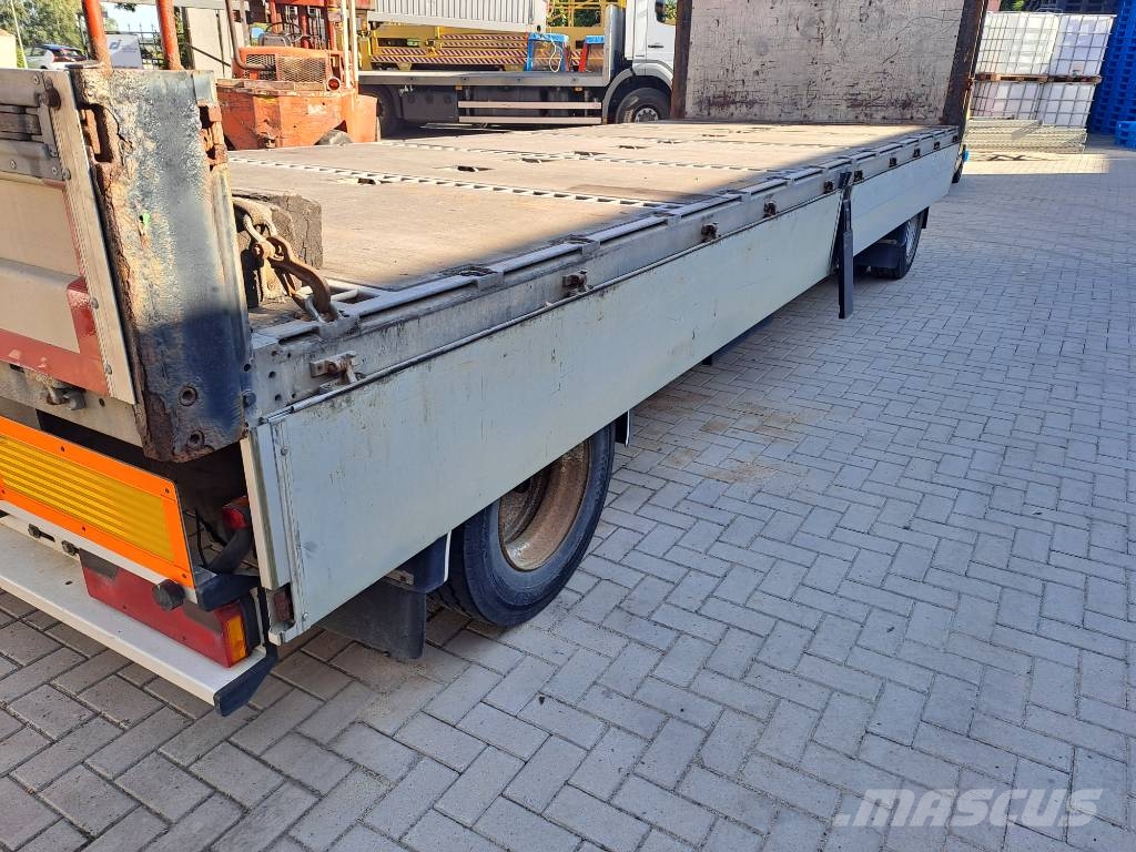 Sommer Aanhangwagen مقطورات خفيفة