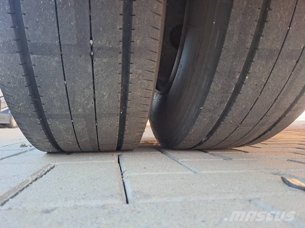 Sommer Aanhangwagen مقطورات خفيفة