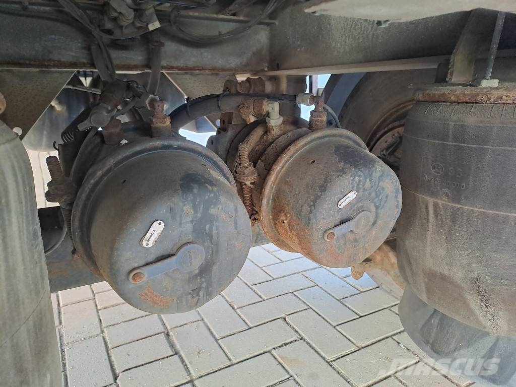 Sommer Aanhangwagen مقطورات خفيفة