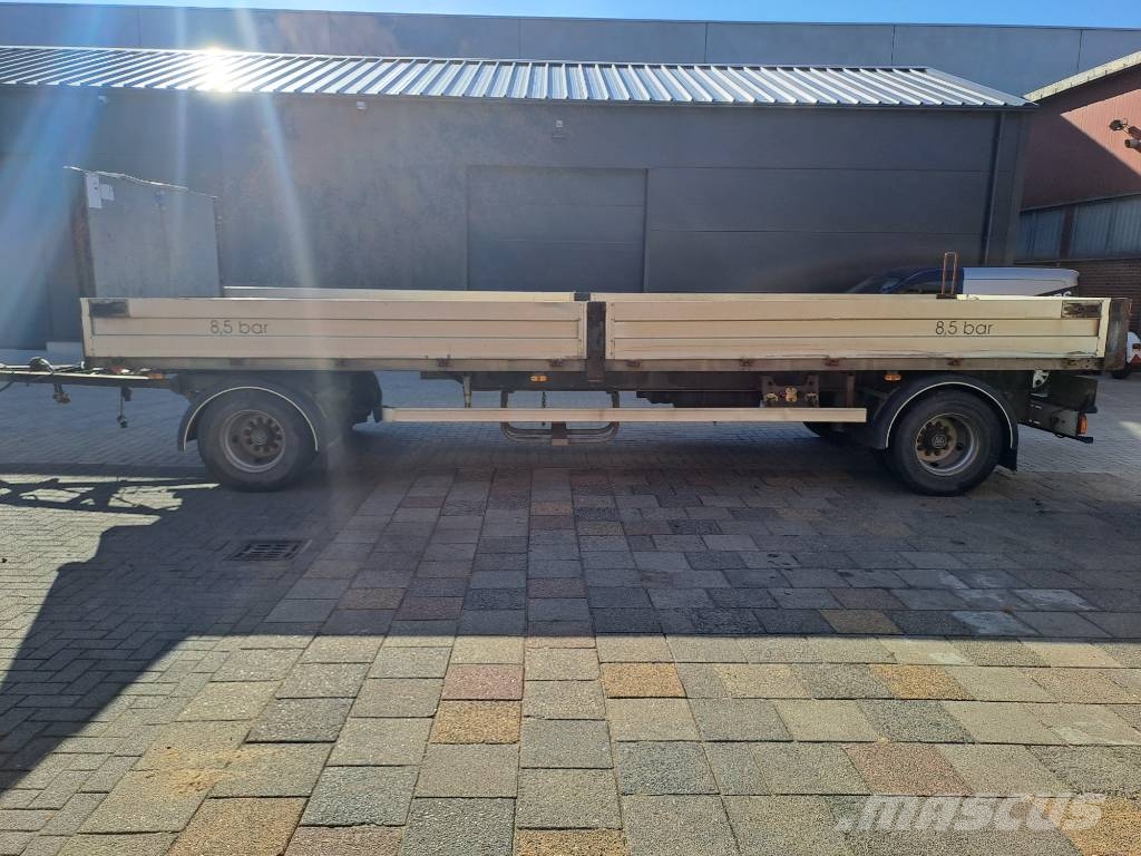Sommer Aanhangwagen مقطورات خفيفة