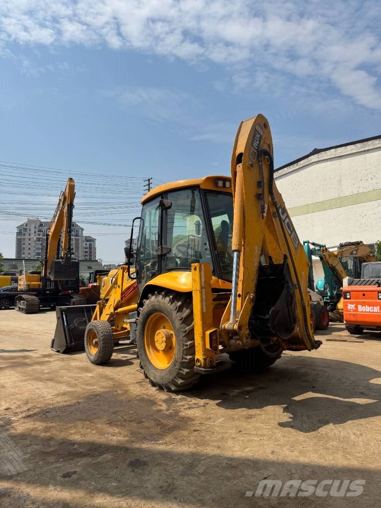 JCB 3 CX 反铲装载机