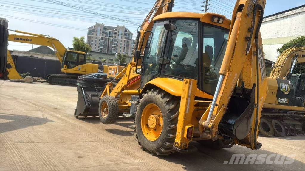 JCB 3 CX 反铲装载机