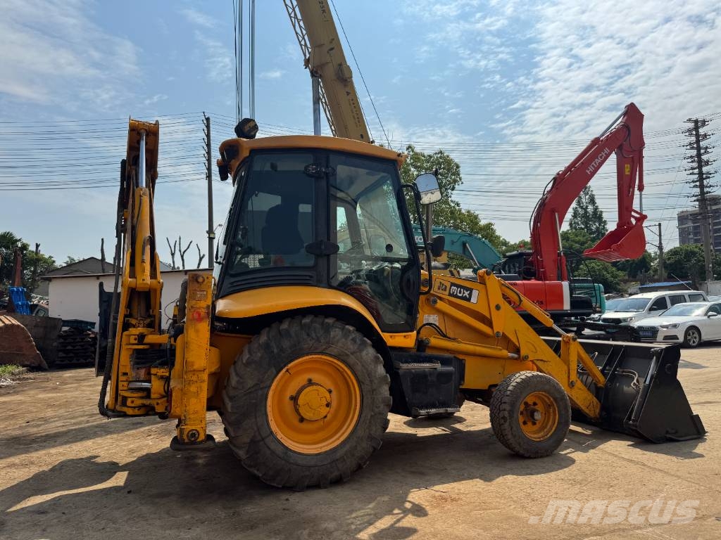 JCB 3 CX 反铲装载机
