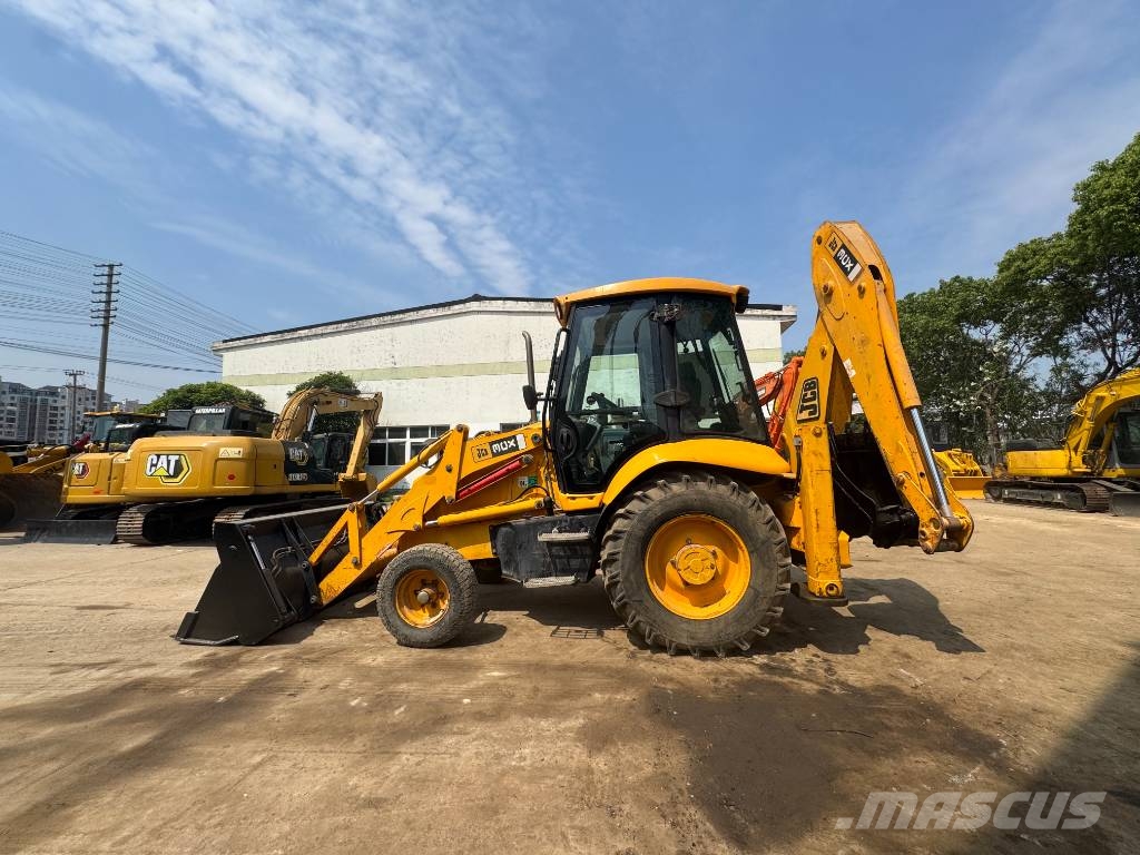 JCB 3 CX 反铲装载机