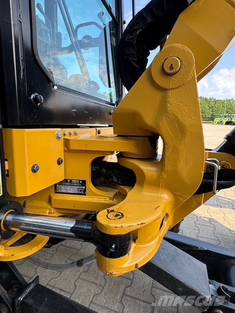 CAT 303.5 CR - A/C Mini excavators < 7t