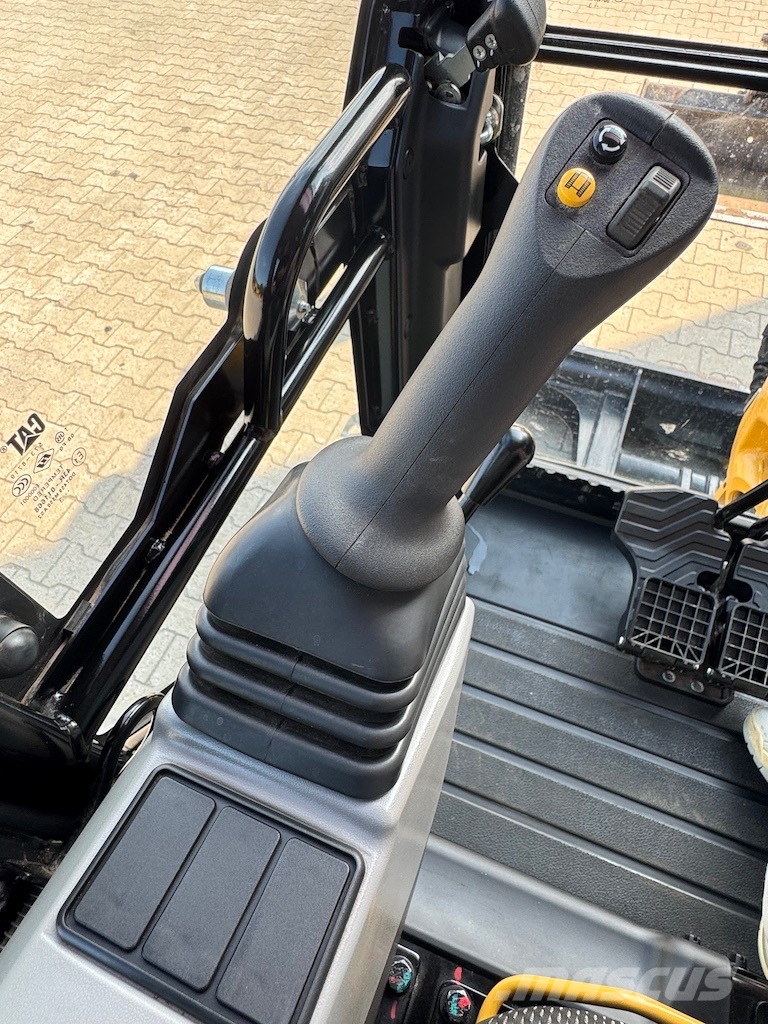 CAT 303.5 CR - A/C Mini excavators < 7t