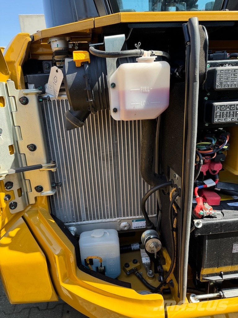CAT 303.5 CR - A/C Mini excavators < 7t