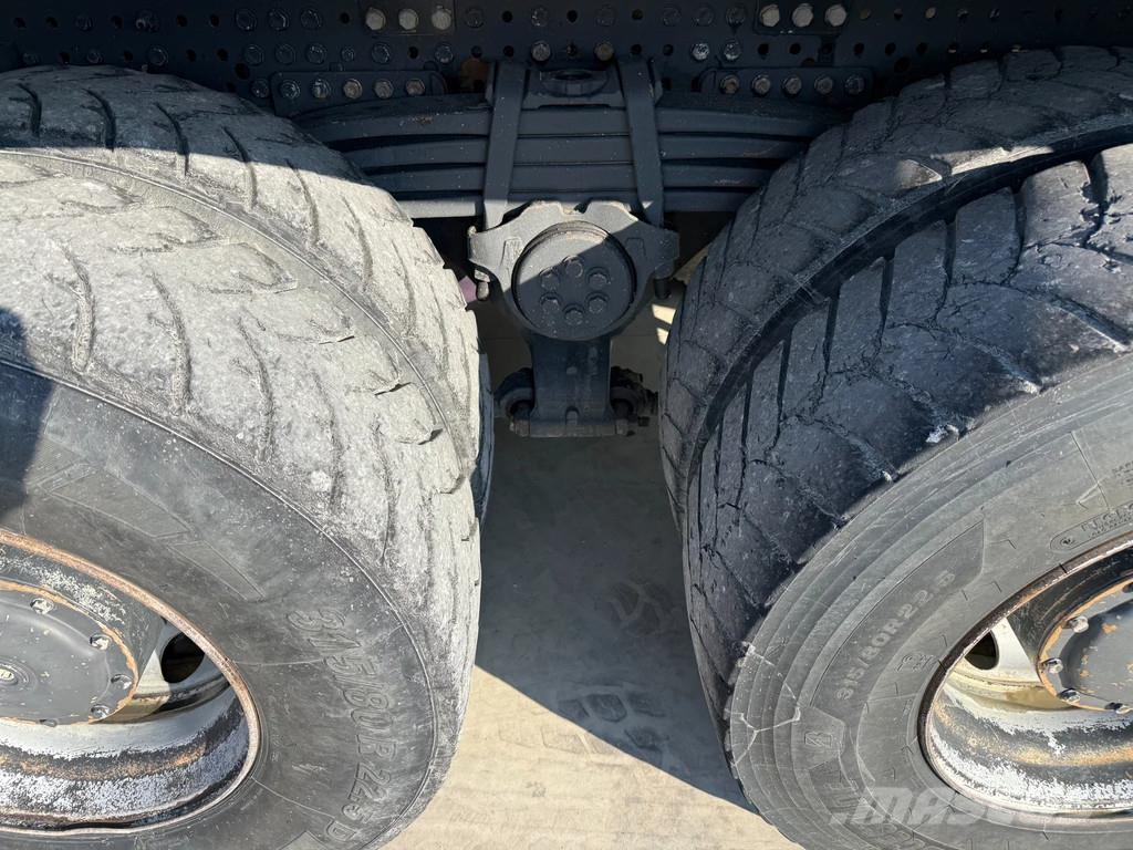 Mercedes-Benz Arocs 4145K Kipper 20cbm 8x4 40Ton Euro6 Pašizgāzējs