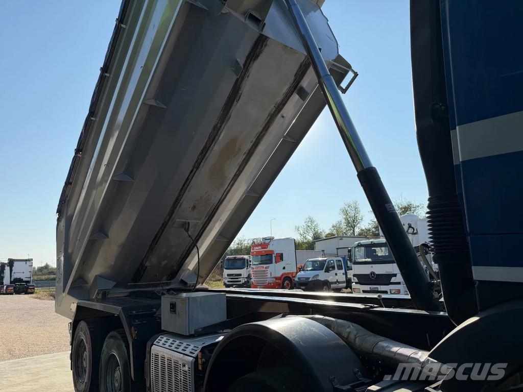 Mercedes-Benz Arocs 4145K Kipper 20cbm 8x4 40Ton Euro6 Pašizgāzējs