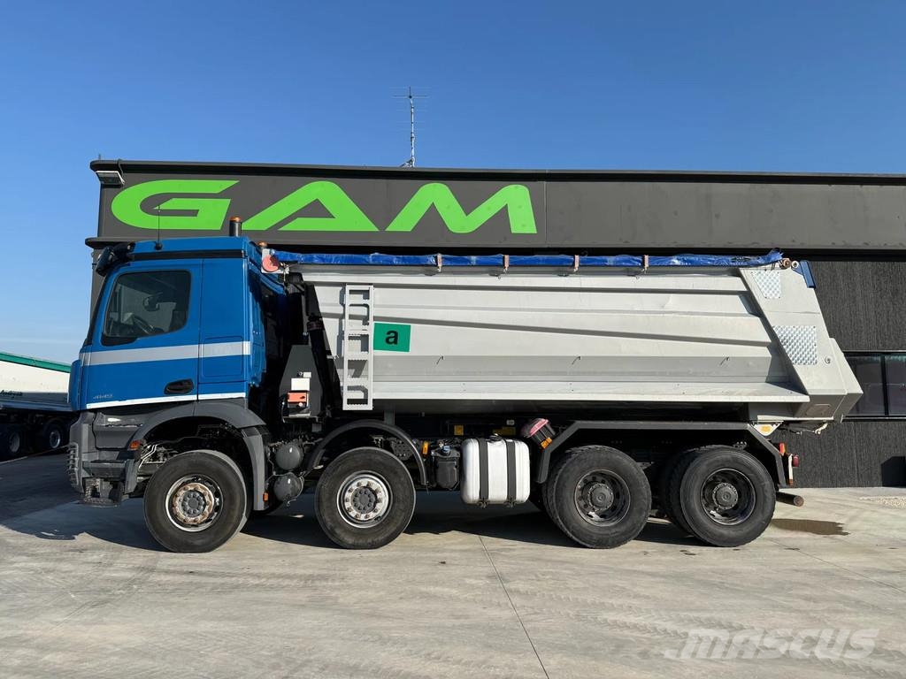 Mercedes-Benz Arocs 4145K Kipper 20cbm 8x4 40Ton Euro6 Pašizgāzējs